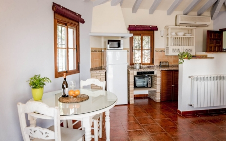 Kitchen and dining table